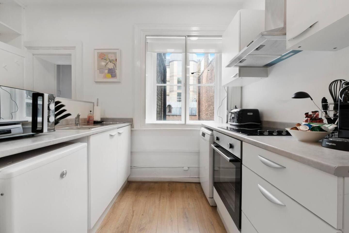 2 Bed Piccadilly Apartment 3 Λονδίνο Εξωτερικό φωτογραφία